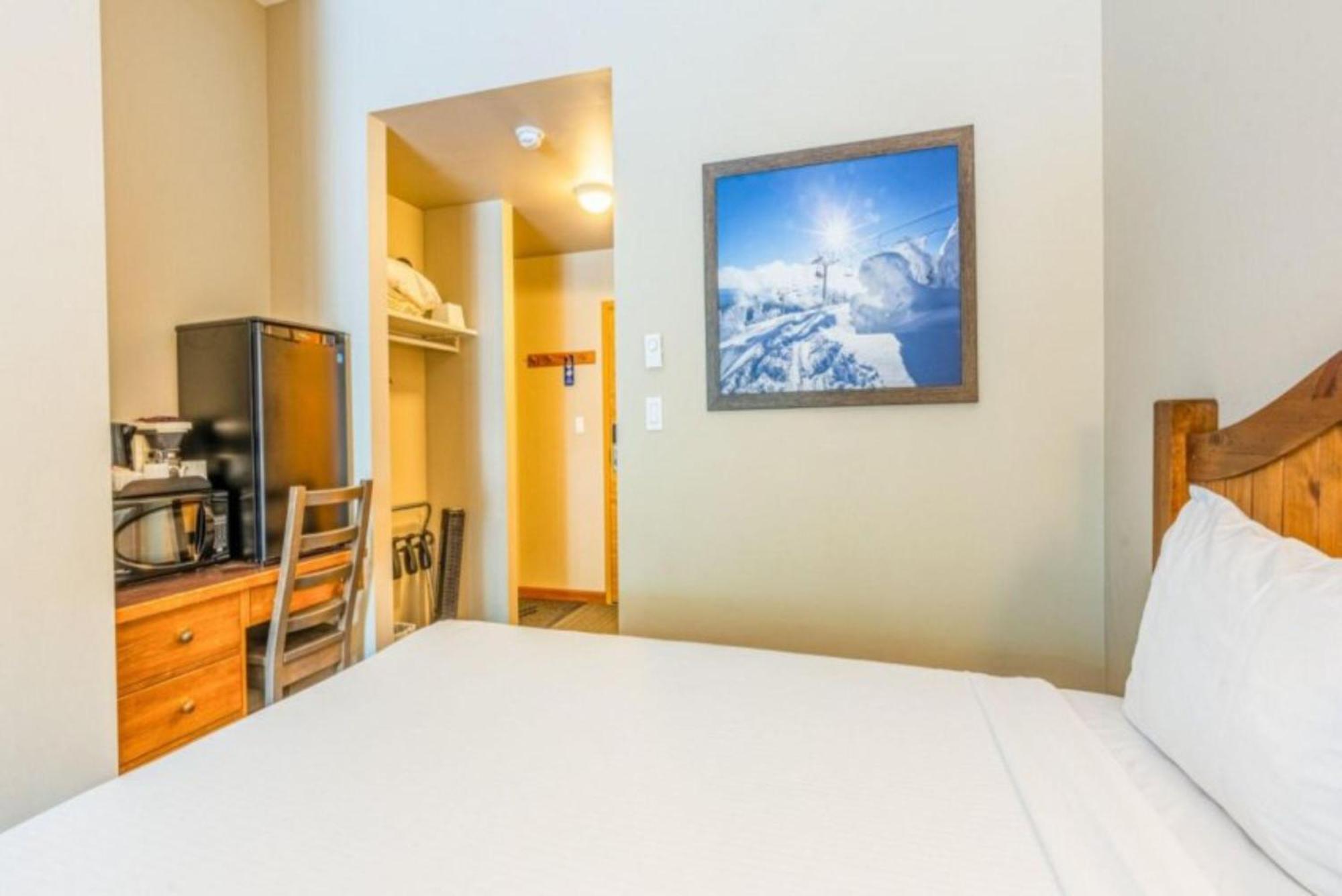 Cahilty Lodge Sun Peaks Kültér fotó