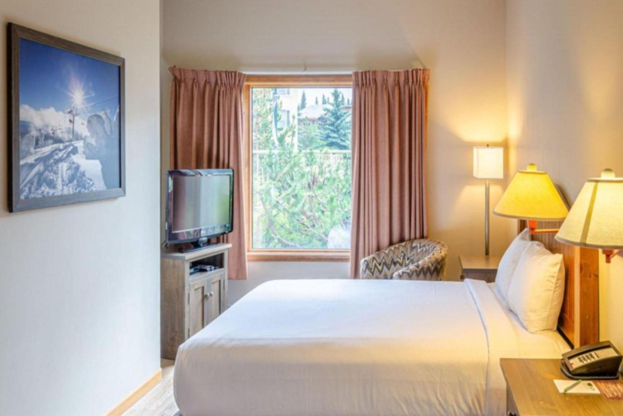 Cahilty Lodge Sun Peaks Kültér fotó
