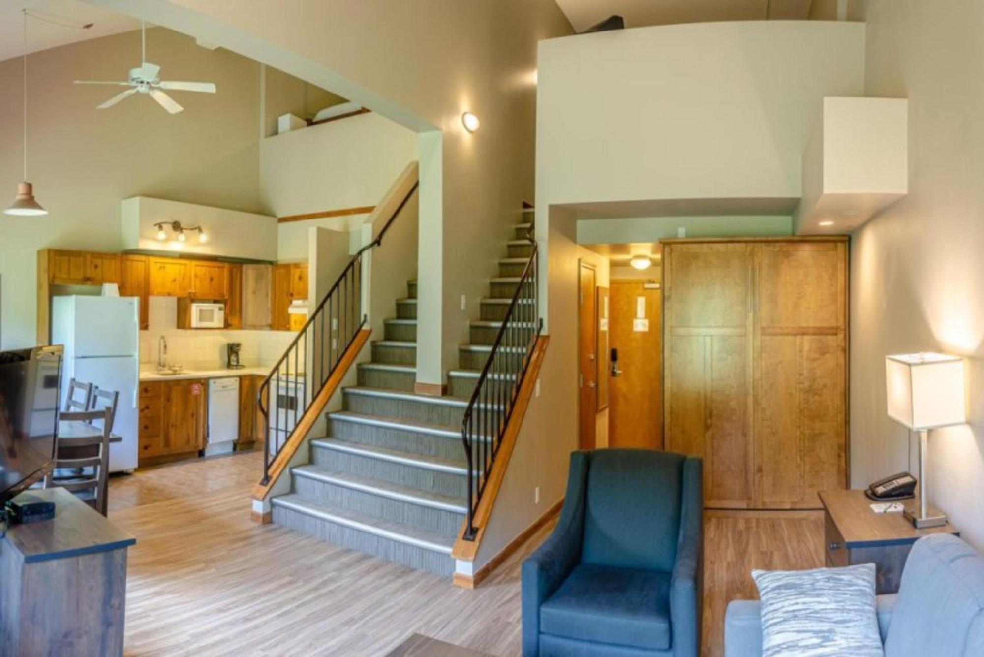 Cahilty Lodge Sun Peaks Kültér fotó